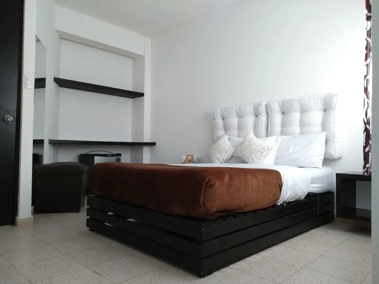 *** Hotel Suites 201 Puebla Mexico